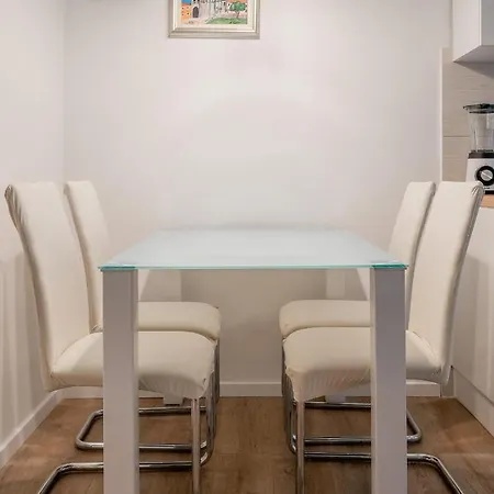 Apartamento Maslina *
